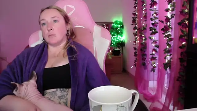 Stripchat sex cam kisicaxx